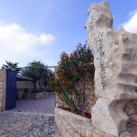 Oasis Hotel Residence Resort LMP Exterior photo