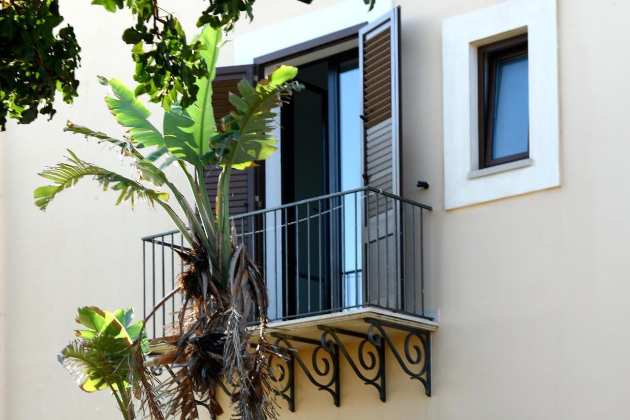 Oasis Hotel Residence Resort LMP Exterior photo