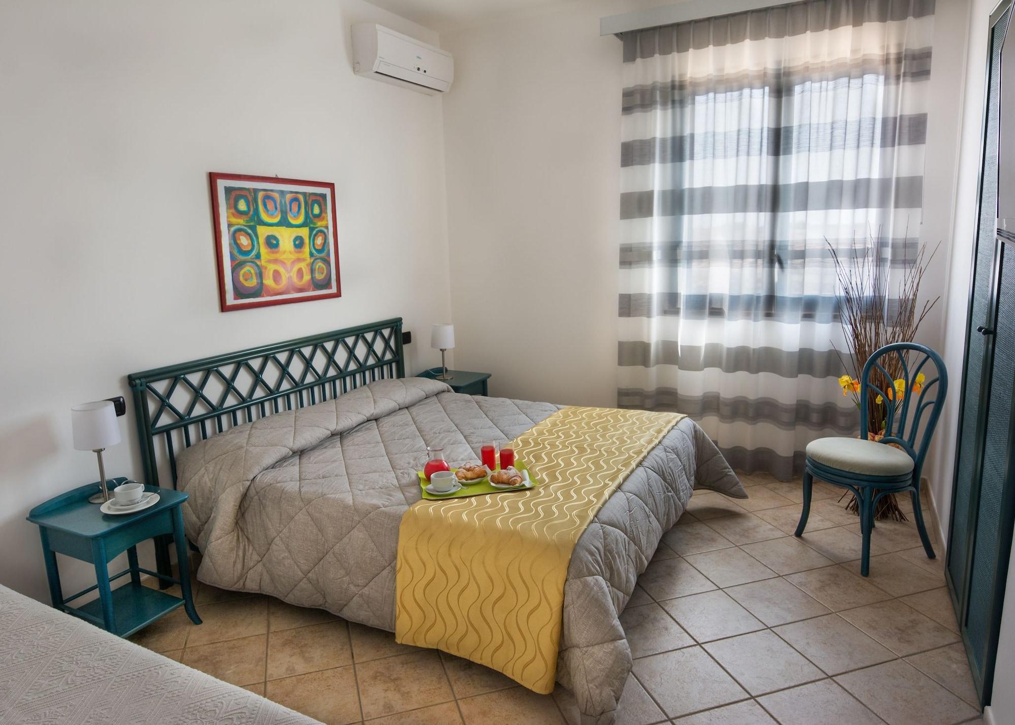 Oasis Hotel Residence Resort LMP Exterior photo